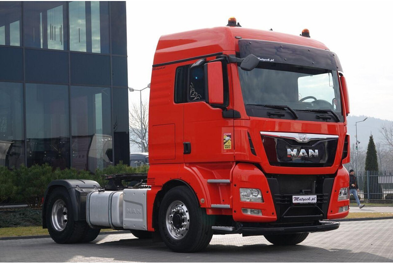 MAN TGX 18.440 / 4x4 / HYDRAULIKA / HYDRODRIVE / EURO 6 / MANUAL / P - Тягач: фото 1 MAN TGX 18.440 / 4x4 / HYDRAULIKA / HYDRODRIVE / EURO 6 / MANUAL / P - Тягач: фото 1