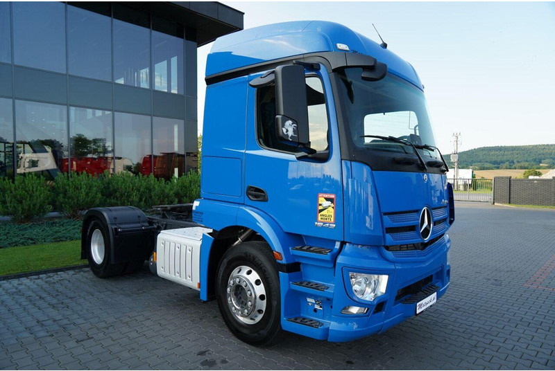Mercedes-Benz ACTROS 1843 / PEŁNY ADR / ALUFELGI / EURO 6 / PO KONTRAKCIE SERW - Тягач: фото 5 Mercedes-Benz ACTROS 1843 / PEŁNY ADR / ALUFELGI / EURO 6 / PO KONTRAKCIE SERW - Тягач: фото 5
