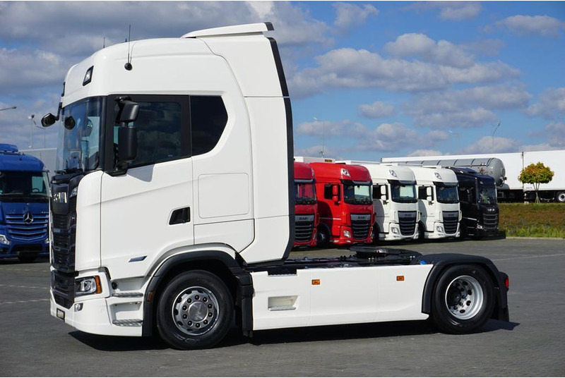 Scania S 500 / EURO 6 / ACC / RETARDER / PEŁNA OPCJA / JAK NOWA - Тягач: фото 4 Scania S 500 / EURO 6 / ACC / RETARDER / PEŁNA OPCJA / JAK NOWA - Тягач: фото 4