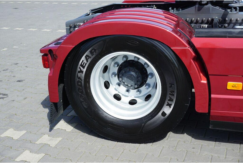 Тягач Volvo FH / 500 / EURO 6 / ACC / I -COOL / GLOBETROTTER: фото 19 Тягач Volvo FH / 500 / EURO 6 / ACC / I -COOL / GLOBETROTTER: фото 19