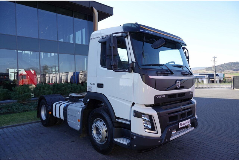 Volvo FMX 420 / 13 LITROWY / NISKA KABINA / SPROWADZONY / EURO 6 - Тягач: фото 3 Volvo FMX 420 / 13 LITROWY / NISKA KABINA / SPROWADZONY / EURO 6 - Тягач: фото 3