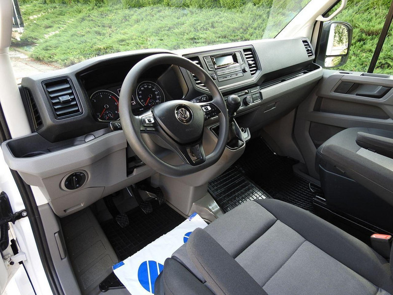 Volkswagen CRAFTER PLANDEKA 10 PALET WEBASTO TEMPOMAT KLIMATYZACJA LEDY 18 - Грузовик с закрытым кузовом: фото 2 Volkswagen CRAFTER PLANDEKA 10 PALET WEBASTO TEMPOMAT KLIMATYZACJA LEDY 18 - Грузовик с закрытым кузовом: фото 2