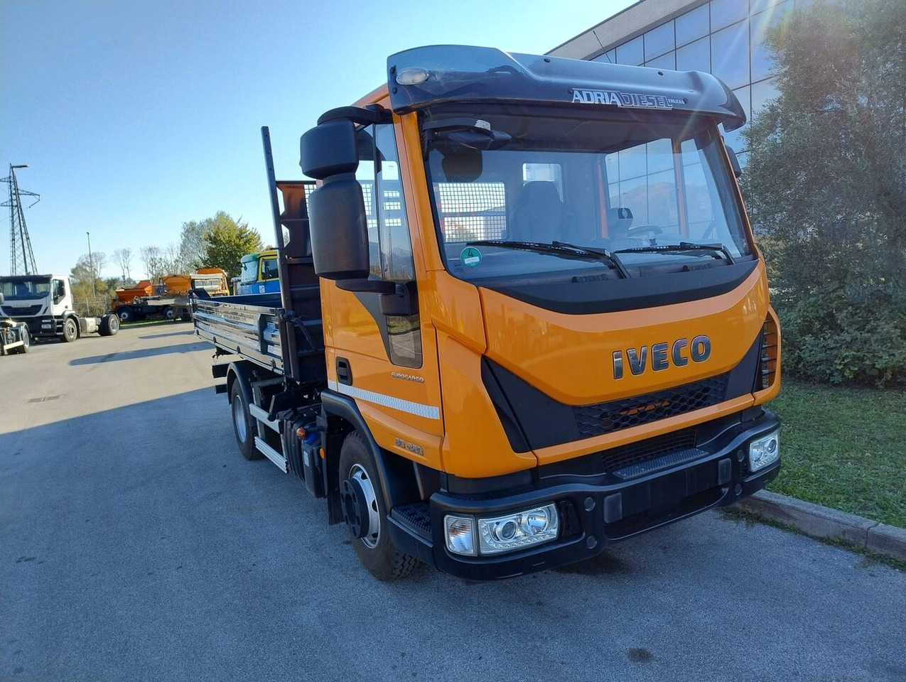 IVECO EuroCargo 80-220 - Самосвал: фото 2 IVECO EuroCargo 80-220 - Самосвал: фото 2