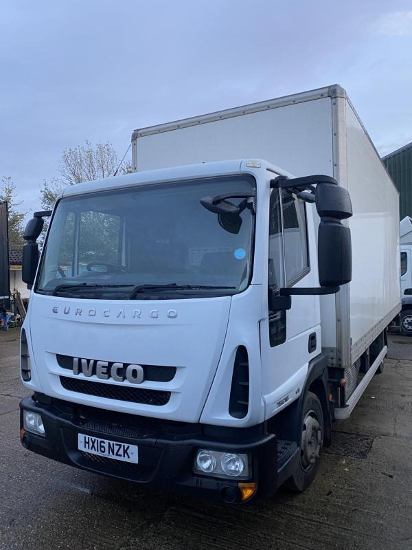 IVECO 75E16 7.5TON 20 ft boxvan with Tail Lift - Грузовик с закрытым кузовом: фото 3 IVECO 75E16 7.5TON 20 ft boxvan with Tail Lift - Грузовик с закрытым кузовом: фото 3