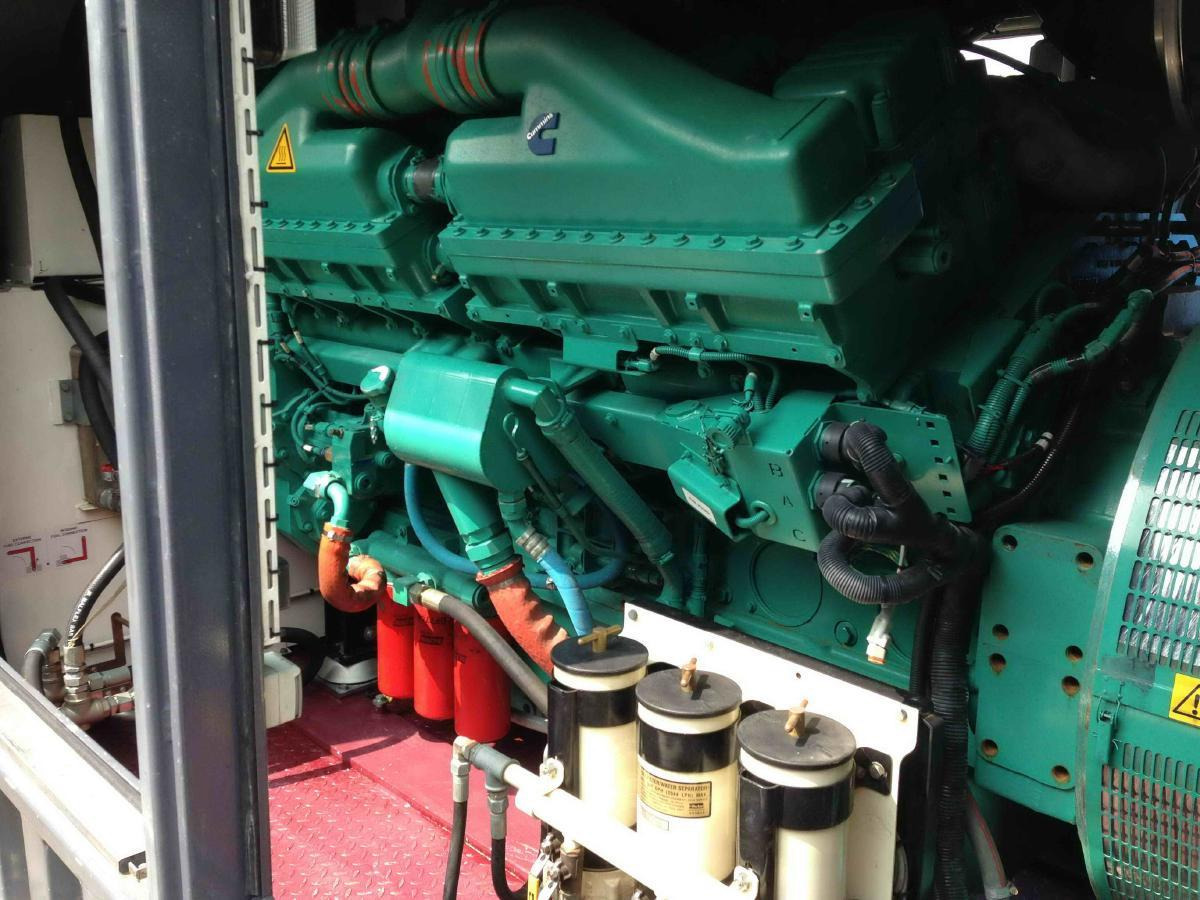 Cummins Generator 1250 KVA QSK45-G4 Engine Super silent Silent - Электрогенератор: фото 4 Cummins Generator 1250 KVA QSK45-G4 Engine Super silent Silent - Электрогенератор: фото 4
