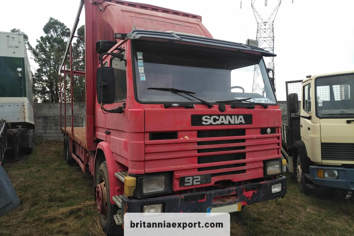 SCANIA P 92H | 6x2 10 tyres | On springs | Manual Pump | 26 ton - Тентованный грузовик: фото 1 SCANIA P 92H | 6x2 10 tyres | On springs | Manual Pump | 26 ton - Тентованный грузовик: фото 1