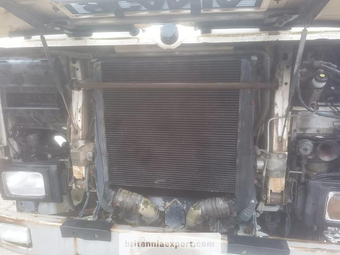 SCANIA P93H 280 6x2 10 Tyres Flatbed Truck – 26 Ton | On springs - Грузовик бортовой/ Платформа: фото 2 SCANIA P93H 280 6x2 10 Tyres Flatbed Truck – 26 Ton | On springs - Грузовик бортовой/ Платформа: фото 2