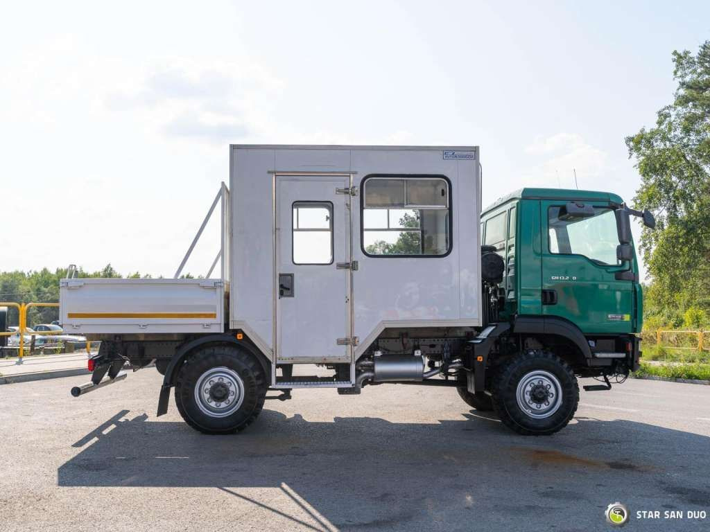 MAN TGM 13.240 4x4 BL Double Cab Camper BUS - Грузовик-шасси: фото 2 MAN TGM 13.240 4x4 BL Double Cab Camper BUS - Грузовик-шасси: фото 2