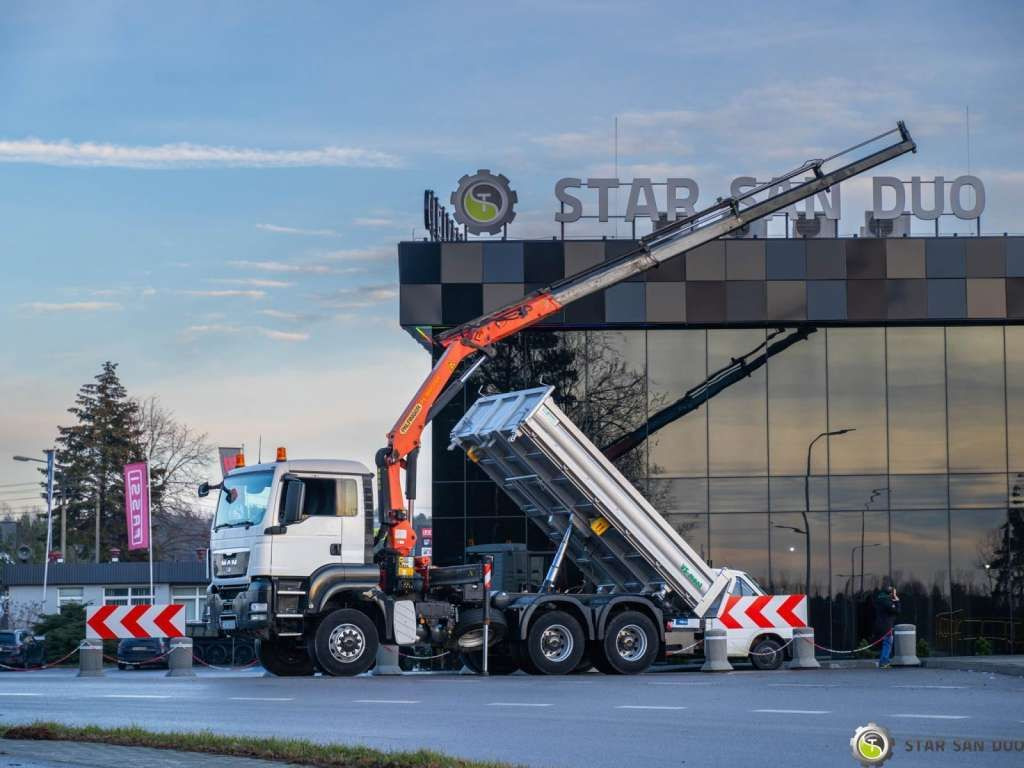 Самосвал MAN  TGS 26.360 6x6 PALFINGER PK 18001 EH Crane Kipe: фото 8