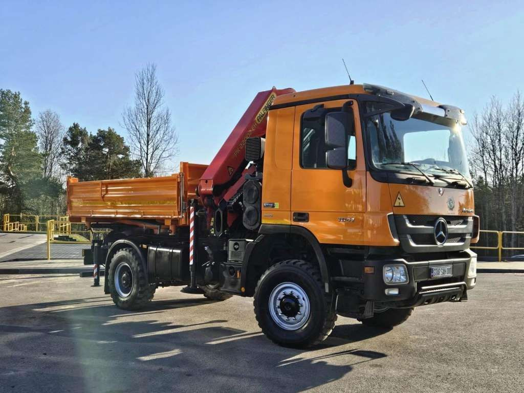 Mercedes-Benz ACTROS 1841 4x4 PALFINGER PK 22002 CRANE KIPER - Автоманипулятор: фото 4 Mercedes-Benz ACTROS 1841 4x4 PALFINGER PK 22002 CRANE KIPER - Автоманипулятор: фото 4
