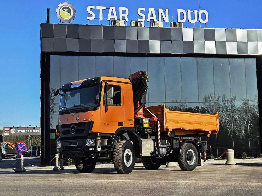 Mercedes-Benz ACTROS 1841 4x4 PALFINGER PK 22002 CRANE KIPER - Автоманипулятор: фото 3 Mercedes-Benz ACTROS 1841 4x4 PALFINGER PK 22002 CRANE KIPER - Автоманипулятор: фото 3