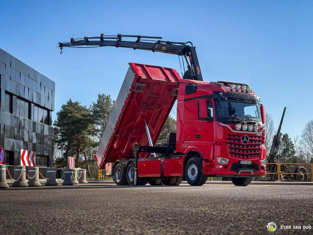 Mercedes-Benz AROCS 3358L 6x4 HIAB 192X-HIPRO E-6 Crane Kippe - Самосвал: фото 3 Mercedes-Benz AROCS 3358L 6x4 HIAB 192X-HIPRO E-6 Crane Kippe - Самосвал: фото 3