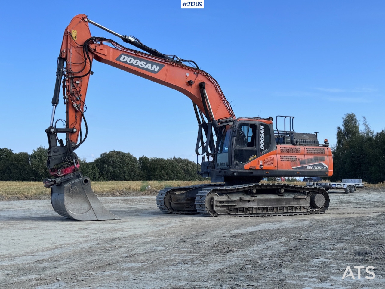 Doosan DX-300LC7 - Гусеничный экскаватор: фото 2 Doosan DX-300LC7 - Гусеничный экскаватор: фото 2