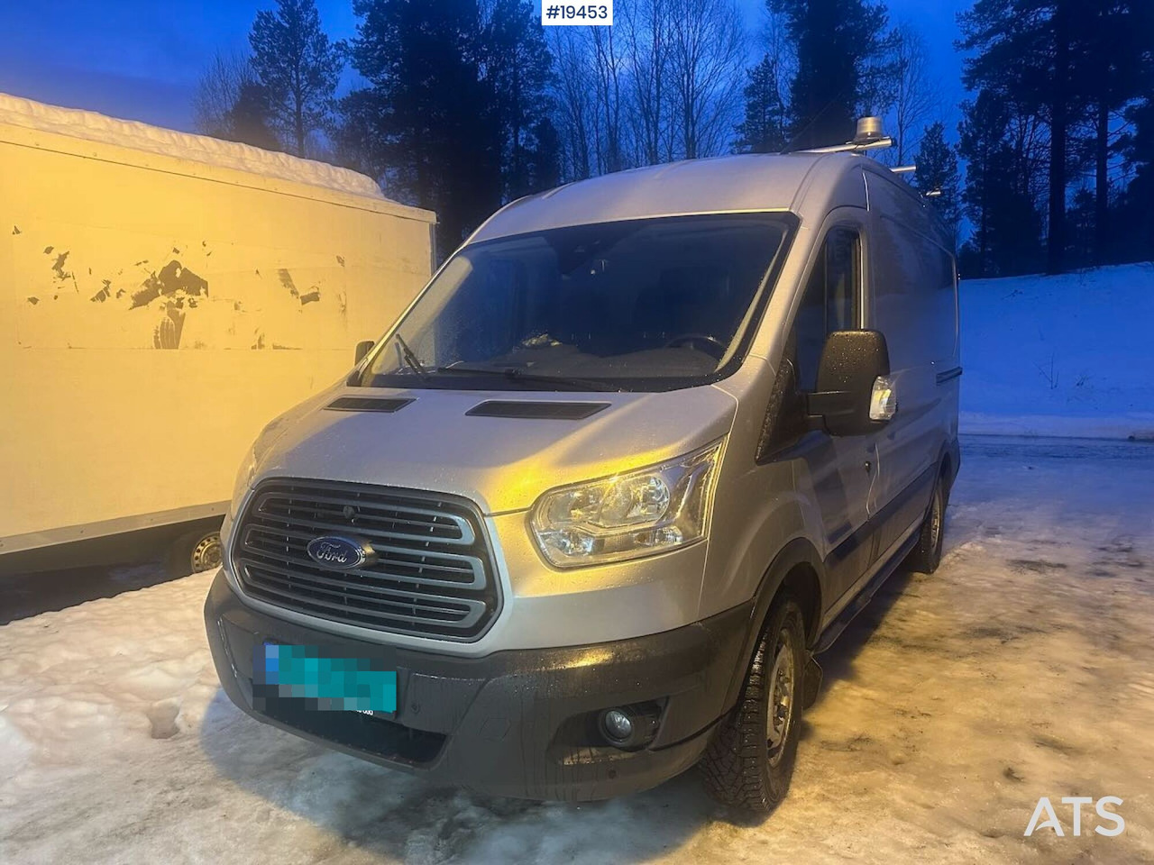 Ford Transit - Цельнометаллический фургон: фото 1 Ford Transit - Цельнометаллический фургон: фото 1