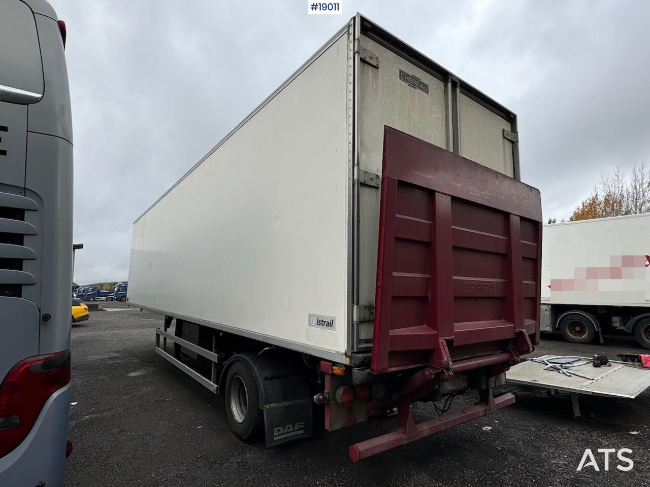 Fruehauf skapsemi - Полуприцеп-рефрижератор: фото 2 Fruehauf skapsemi - Полуприцеп-рефрижератор: фото 2