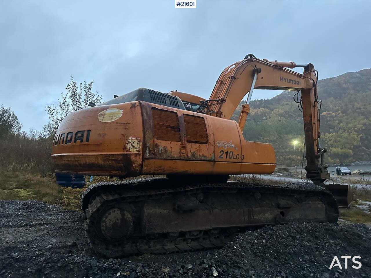 Hyundai 210LC- 3H gravemaskin m/ 5 skuffer. Byttet belter for 100 timer siden - Гусеничный экскаватор: фото 3 Hyundai 210LC- 3H gravemaskin m/ 5 skuffer. Byttet belter for 100 timer siden - Гусеничный экскаватор: фото 3