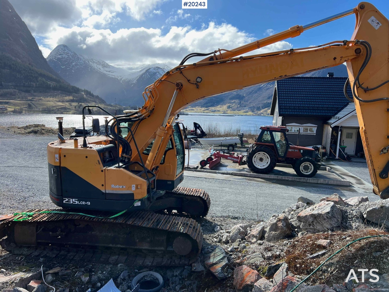 Hyundai Robex 235LCR-9 m/ Graveskuffe og gps - Экскаватор: фото 3 Hyundai Robex 235LCR-9 m/ Graveskuffe og gps - Экскаватор: фото 3