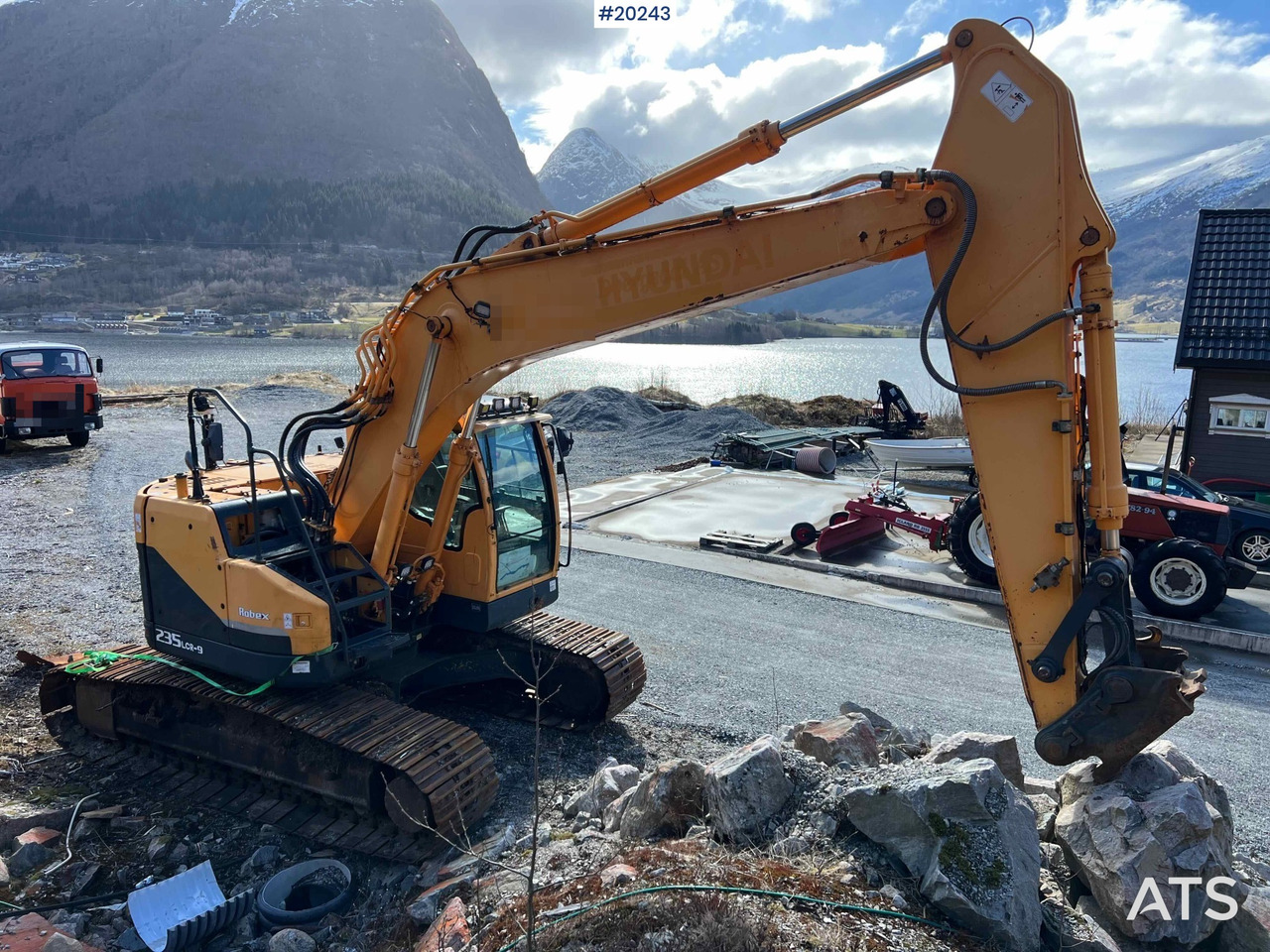 Hyundai Robex 235LCR-9 m/ Graveskuffe og gps - Экскаватор: фото 1 Hyundai Robex 235LCR-9 m/ Graveskuffe og gps - Экскаватор: фото 1