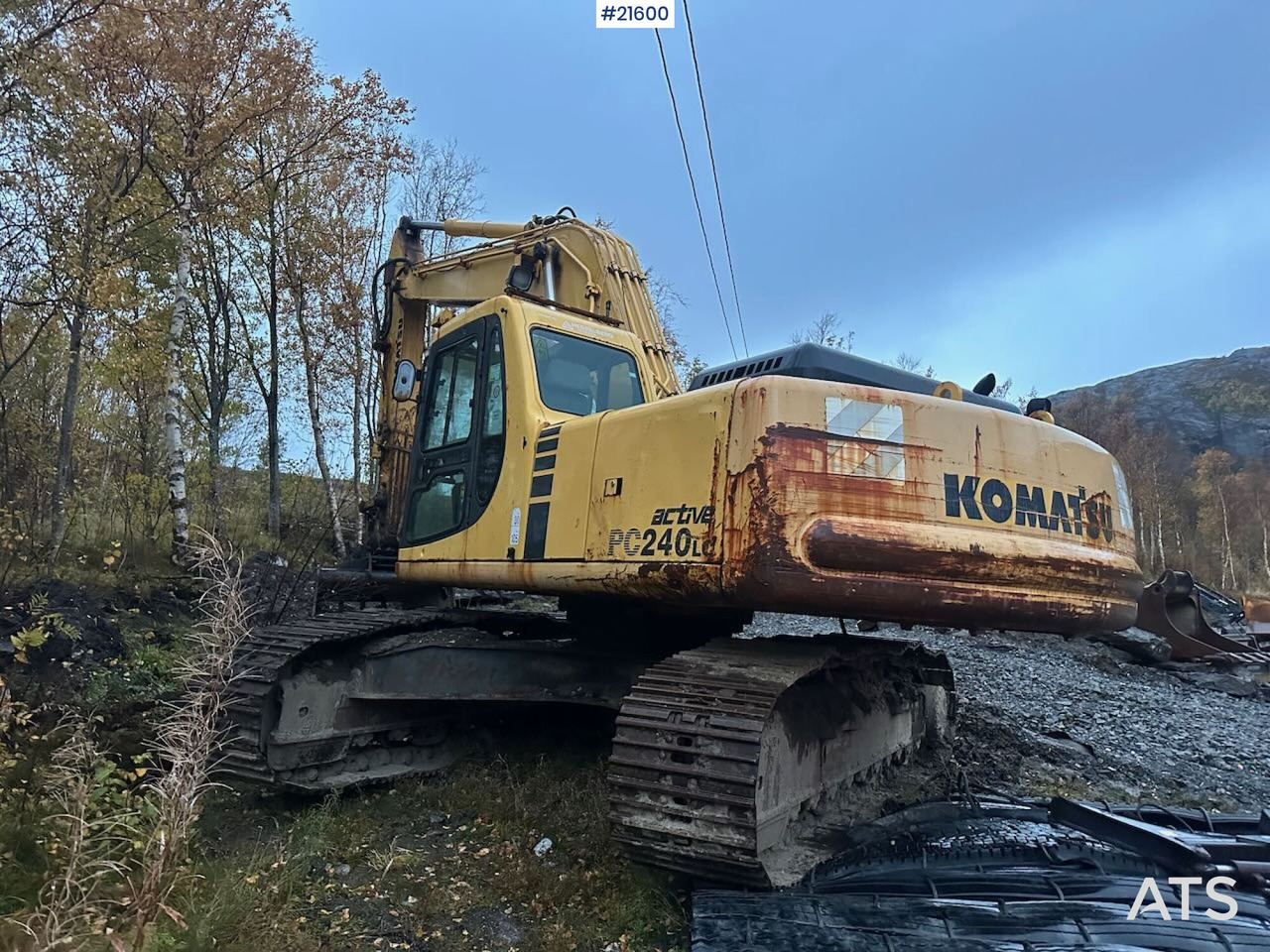 Komatsu PC240LC gravemaskin - Гусеничный экскаватор: фото 4 Komatsu PC240LC gravemaskin - Гусеничный экскаватор: фото 4