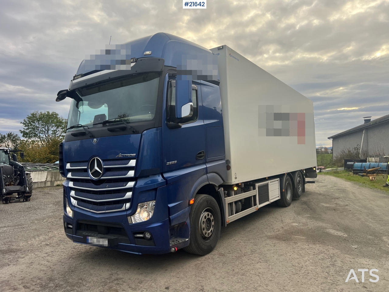 Mercedes-Benz Actrox 6x2 skapbil m/ kjøl/frys aggregat - Грузовик с закрытым кузовом: фото 2 Mercedes-Benz Actrox 6x2 skapbil m/ kjøl/frys aggregat - Грузовик с закрытым кузовом: фото 2