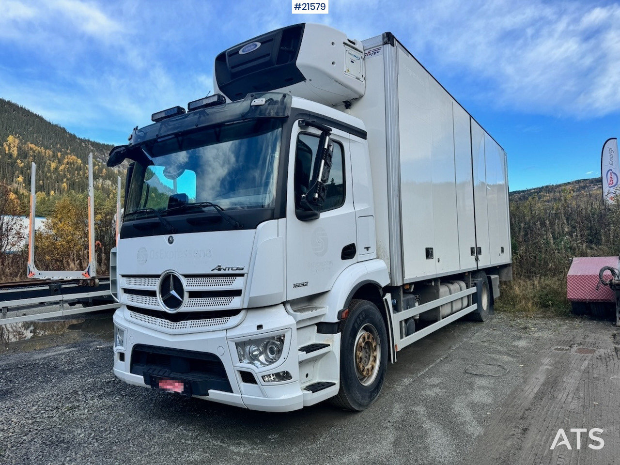 Mercedes-Benz Antos 1832 m/ Full sideåpning og Kjøl/frys. - Грузовик с закрытым кузовом: фото 1 Mercedes-Benz Antos 1832 m/ Full sideåpning og Kjøl/frys. - Грузовик с закрытым кузовом: фото 1