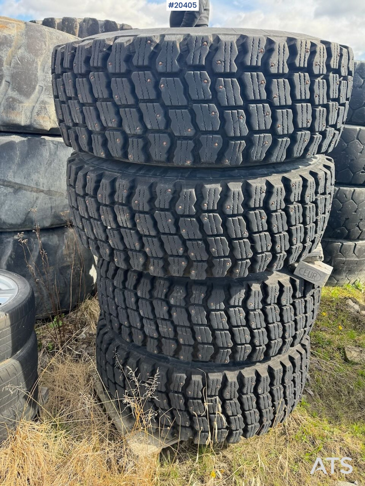 Michelin vinterdekk m/ felg - Шины и диски для Строительной техники: фото 1 Michelin vinterdekk m/ felg - Шины и диски для Строительной техники: фото 1