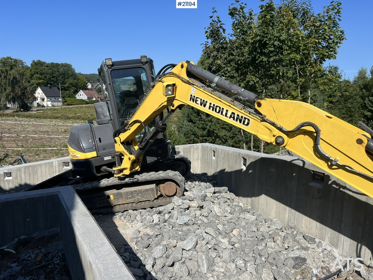 New Holland E55B - Гусеничный экскаватор: фото 5 New Holland E55B - Гусеничный экскаватор: фото 5