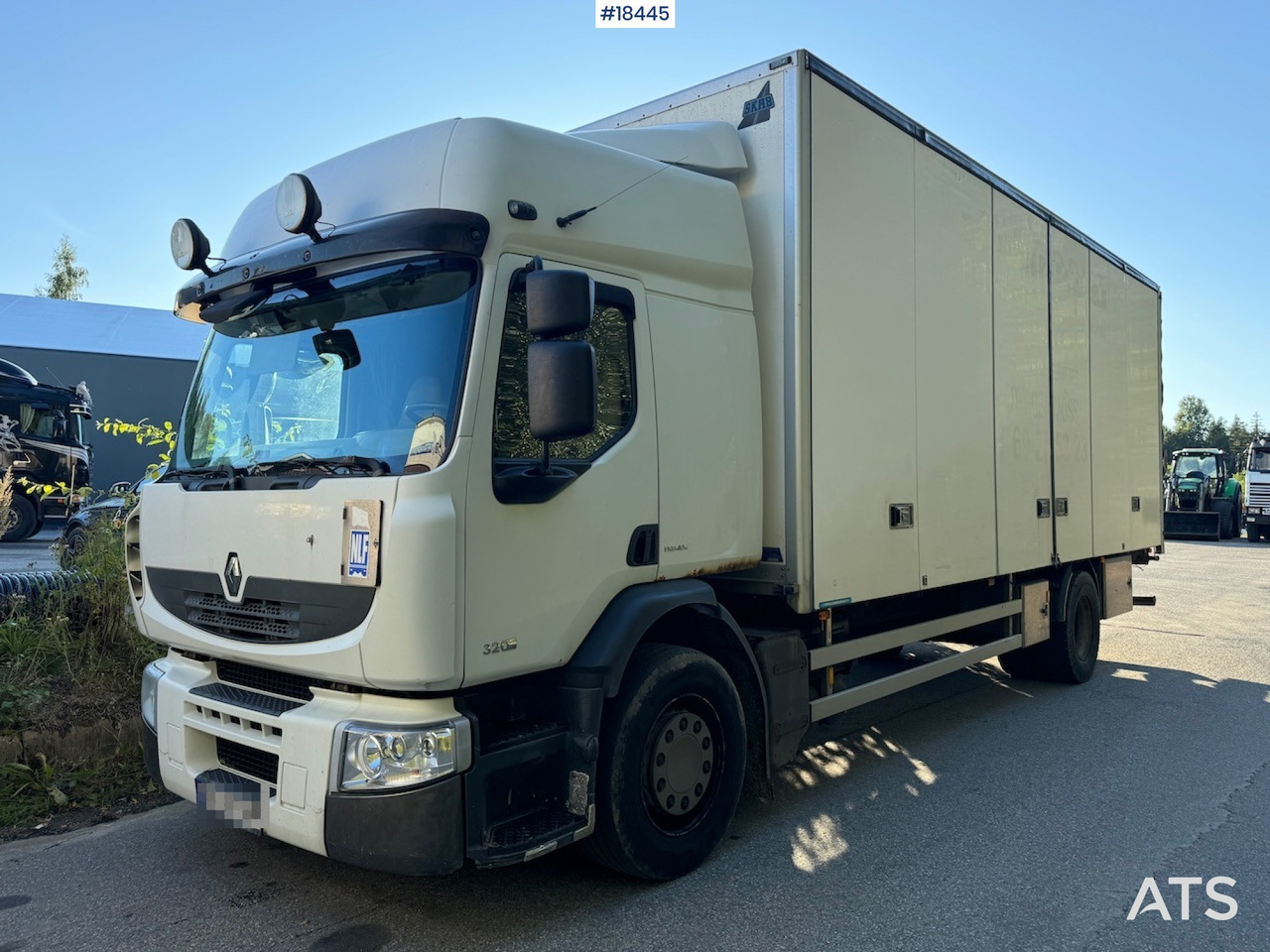 Renault Premium - Грузовик с закрытым кузовом: фото 2 Renault Premium - Грузовик с закрытым кузовом: фото 2
