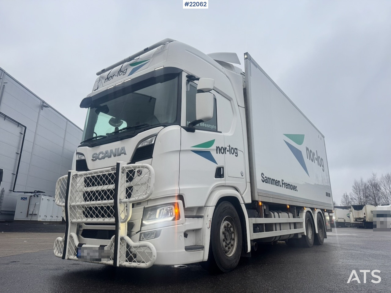 Scania 2022 Scania R660 6x4 Skapbil m/ Kjøl/frys aggregat - Грузовик с закрытым кузовом: фото 1 Scania 2022 Scania R660 6x4 Skapbil m/ Kjøl/frys aggregat - Грузовик с закрытым кузовом: фото 1