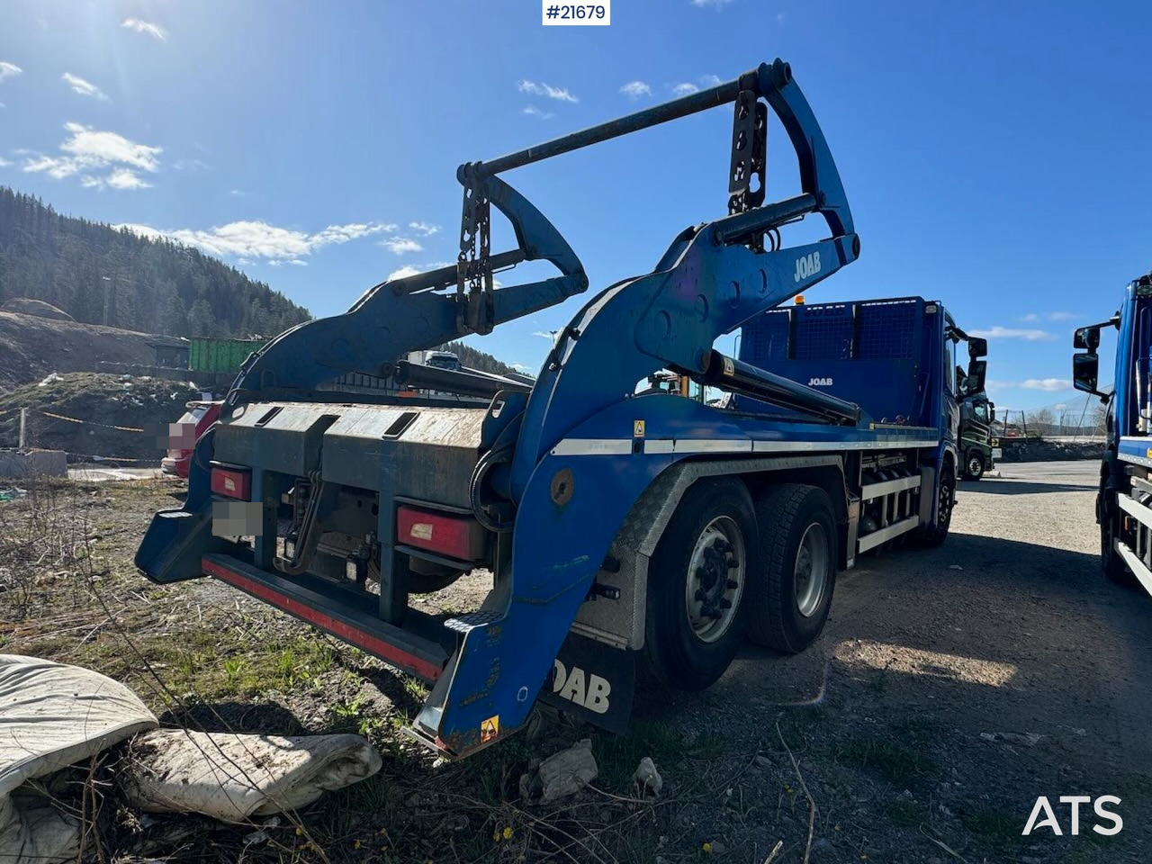 Портальный бункеровоз Scania P340 6x2 Liftdumper m/ Joab påbygg SE VIDEO: фото 8 Портальный бункеровоз Scania P340 6x2 Liftdumper m/ Joab påbygg SE VIDEO: фото 8