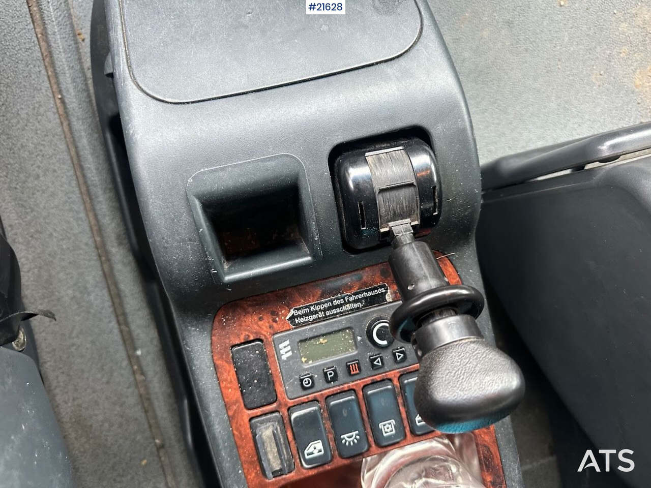 Тягач MAN TGA 28.530 6x2 trekkvogn m/ 1987 L.A.G Bree 3 akslet tippsemi SE VIDEO: фото 43 Тягач MAN TGA 28.530 6x2 trekkvogn m/ 1987 L.A.G Bree 3 akslet tippsemi SE VIDEO: фото 43