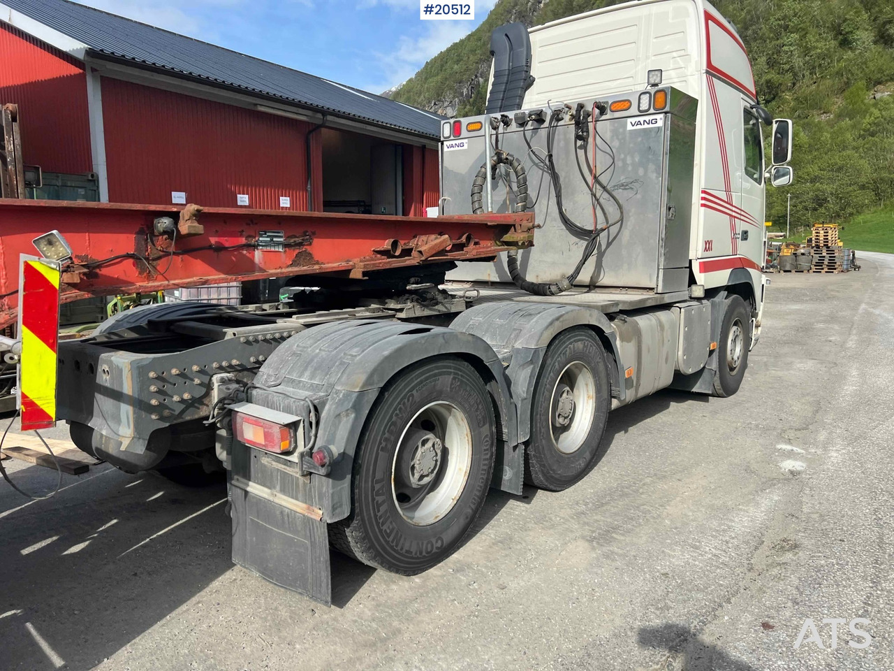 Тягач Volvo FH16: фото 17