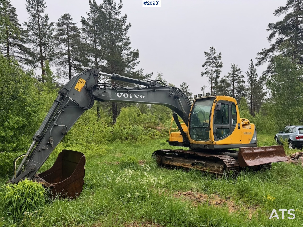 Volvo EC140LC - Гусеничный экскаватор: фото 1 Volvo EC140LC - Гусеничный экскаватор: фото 1