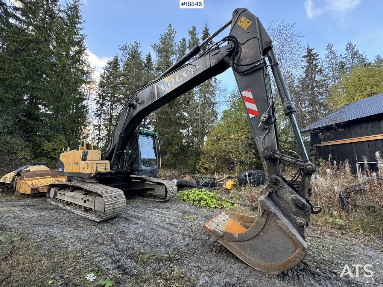 Volvo EC210CL - Гусеничный экскаватор: фото 1 Volvo EC210CL - Гусеничный экскаватор: фото 1