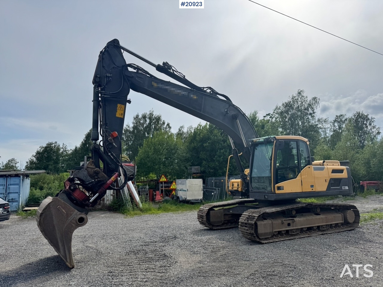 Volvo EC220DL - Гусеничный экскаватор: фото 2 Volvo EC220DL - Гусеничный экскаватор: фото 2