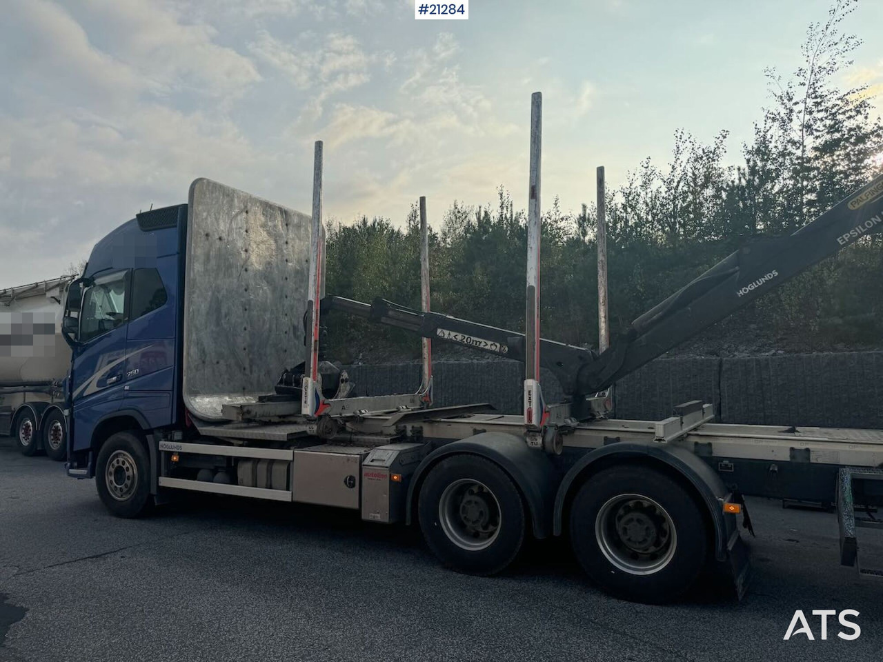 Volvo FH750 - Лесовоз, Автоманипулятор: фото 2 Volvo FH750 - Лесовоз, Автоманипулятор: фото 2