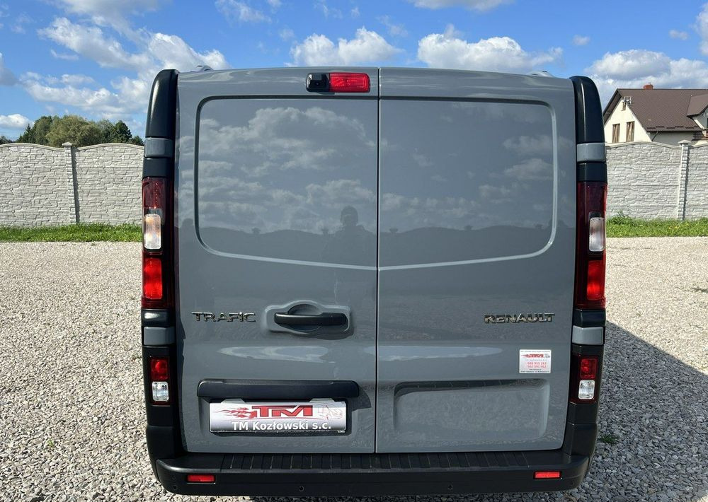 Renault Trafic - Микроавтобус, Пассажирский фургон: фото 4 Renault Trafic - Микроавтобус, Пассажирский фургон: фото 4