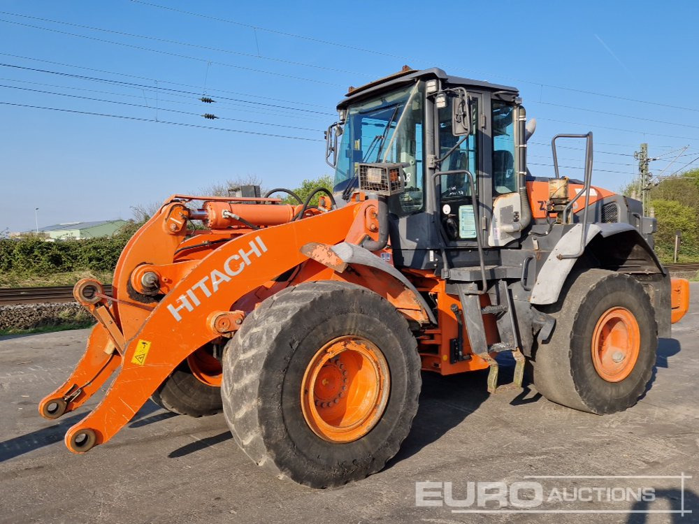 2013 Hitachi ZW220TPD-5 - Колёсный погрузчик: фото 1 2013 Hitachi ZW220TPD-5 - Колёсный погрузчик: фото 1