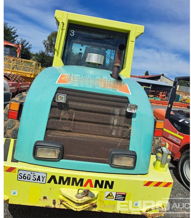 2015 Ammann ASC110D - Каток: фото 4 2015 Ammann ASC110D - Каток: фото 4