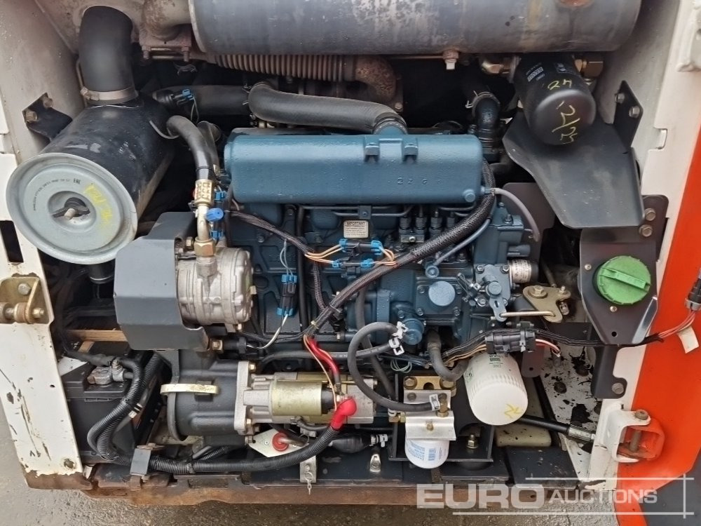 Мини-погрузчик с бортовым поворотом Bobcat S160: фото 16 Мини-погрузчик с бортовым поворотом Bobcat S160: фото 16