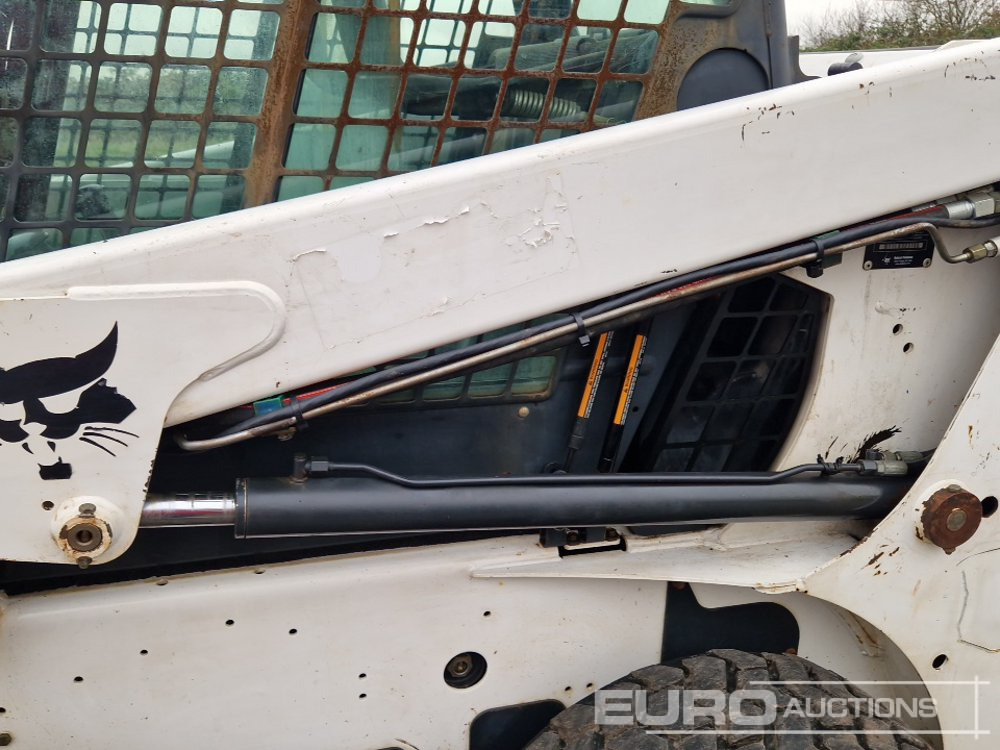 Мини-погрузчик с бортовым поворотом Bobcat S160: фото 14 Мини-погрузчик с бортовым поворотом Bobcat S160: фото 14