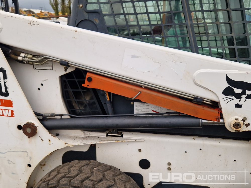 Мини-погрузчик с бортовым поворотом Bobcat S160: фото 15 Мини-погрузчик с бортовым поворотом Bobcat S160: фото 15