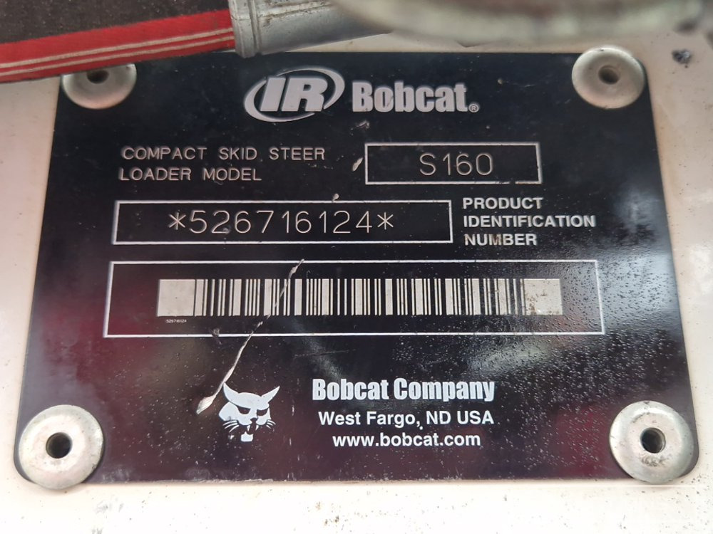 Мини-погрузчик с бортовым поворотом Bobcat S160: фото 27 Мини-погрузчик с бортовым поворотом Bobcat S160: фото 27