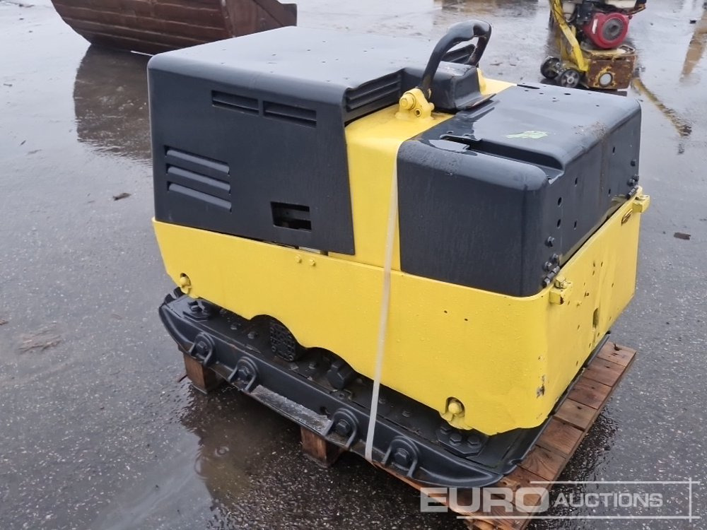 Bomag Walk Behind Compaction Plate - Асфальтоукладочная техника: фото 2 Bomag Walk Behind Compaction Plate - Асфальтоукладочная техника: фото 2