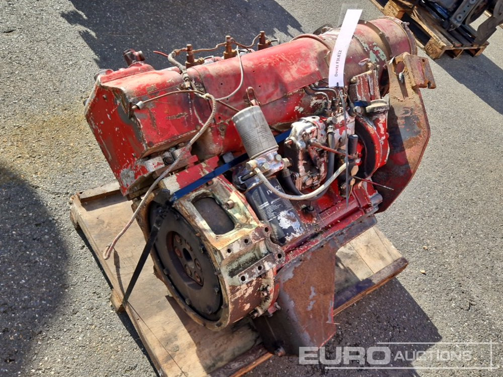 Deutz 3 Cylinder Diesel Engine - Двигатель: фото 1 Deutz 3 Cylinder Diesel Engine - Двигатель: фото 1