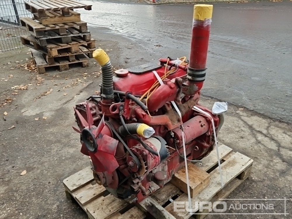 Ford 2722E - Двигатель: фото 3 Ford 2722E - Двигатель: фото 3