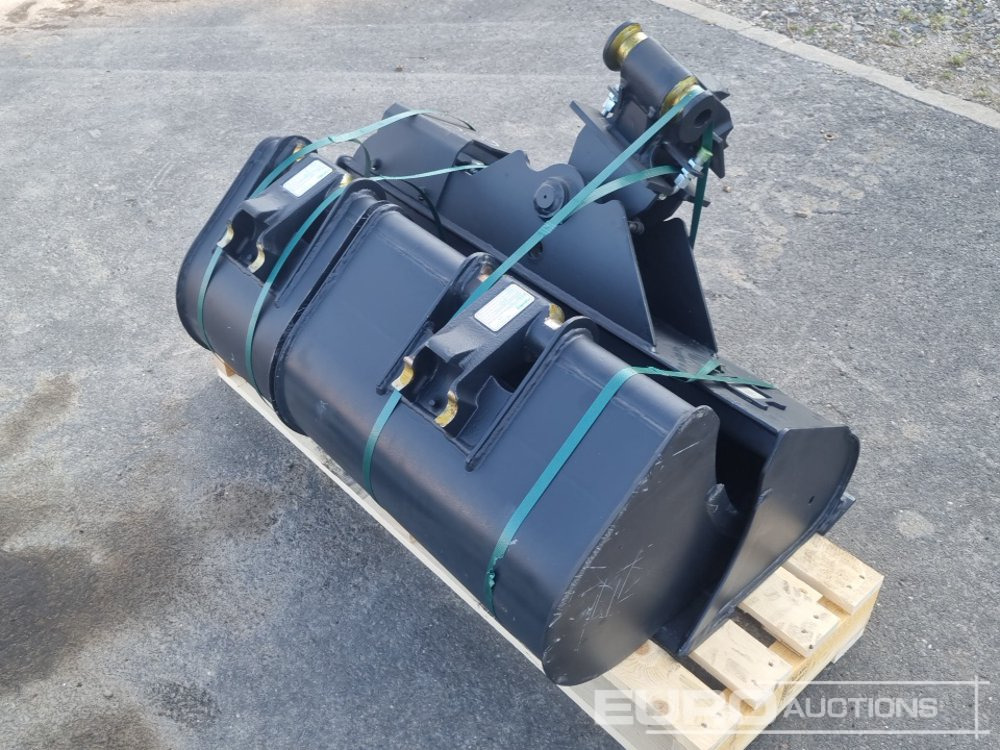 Häner Häner Bucket Package HHG1100-Morin-M0 39" (1000mm) Tilt Ditch Bucket, Digging Buckets HTL120-Morin-M0 12" (250mm) and HTL140-Morin-M0 24" (600mm) to suit 1-2,5 ton mini excavator with Morin M0 - Ковш: фото 1 Häner Häner Bucket Package HHG1100-Morin-M0 39" (1000mm) Tilt Ditch Bucket, Digging Buckets HTL120-Morin-M0 12" (250mm) and HTL140-Morin-M0 24" (600mm) to suit 1-2,5 ton mini excavator with Morin M0 - Ковш: фото 1