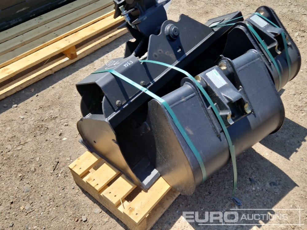Häner Häner Bucket Package HHG1100-Morin-M0 39" (1000mm) Tilt Ditch Bucket, Digging Buckets HTL125-Morin-M0 12" (250mm) and HTL150-Morin-M0 24" (600mm) to suit 1-2,5 ton mini excavator with Morin M0 - Ковш: фото 4 Häner Häner Bucket Package HHG1100-Morin-M0 39" (1000mm) Tilt Ditch Bucket, Digging Buckets HTL125-Morin-M0 12" (250mm) and HTL150-Morin-M0 24" (600mm) to suit 1-2,5 ton mini excavator with Morin M0 - Ковш: фото 4