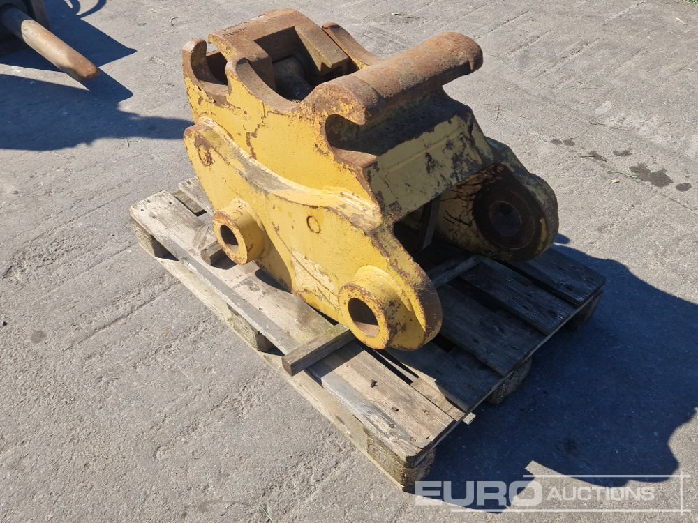 Hydraulic Quick Hitch to suit CAT 325 - Сцепное устройство: фото 2 Hydraulic Quick Hitch to suit CAT 325 - Сцепное устройство: фото 2