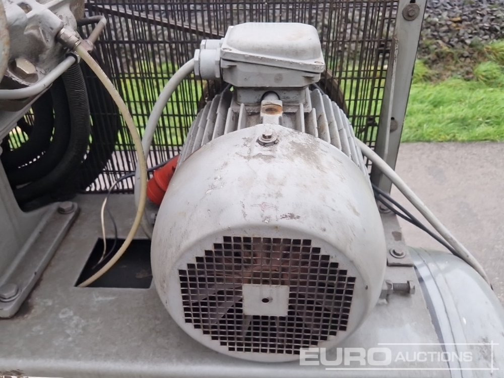 Воздушный компрессор Ingersoll Rand Static Workshop Compressor: фото 7 Воздушный компрессор Ingersoll Rand Static Workshop Compressor: фото 7